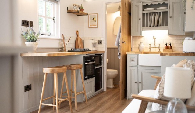 The Huts At Woodthorpes