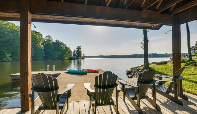 'The Hycove' Hyco Lake Getaway w/Boat Dock!