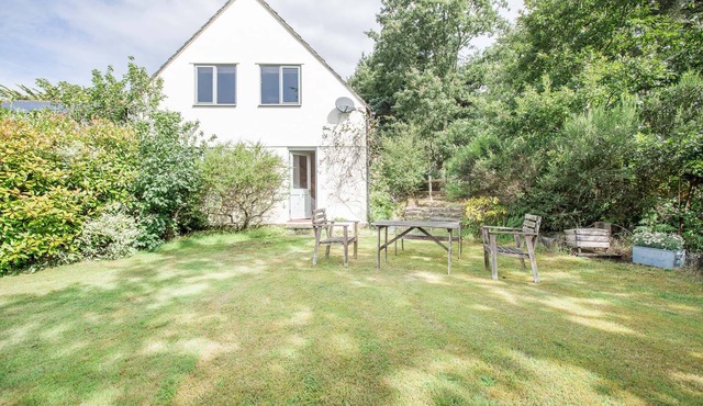 The Hydeaway - Charming 1 bedroom rural retreat.