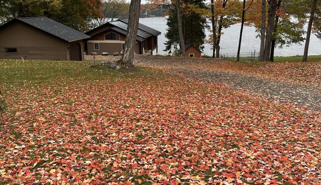 The Ice House - An UPscale U.P. lake home