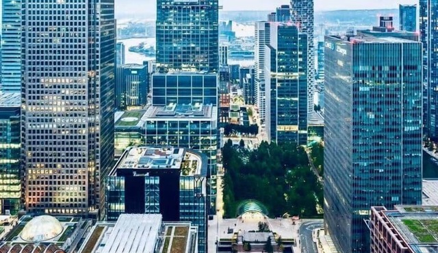 The Iconic Pub-house | 3BR | 3.5BA | Sleeps 10