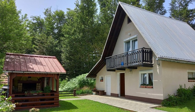 The ideal combination of a nature vacation in the countryside and proximity to the beach.