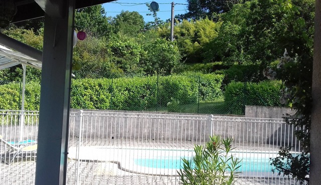 The ideal villa with swimming pool near river and shops.