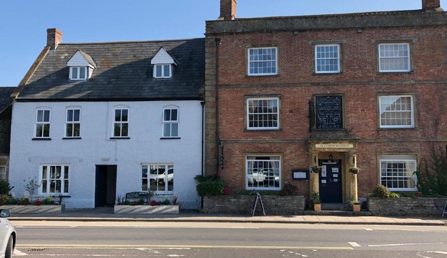 The Ilchester Arms Hotel, Ilchester Somerset