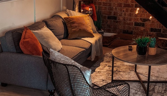 The Industrial Cozy Nook - Hub for Family Fun