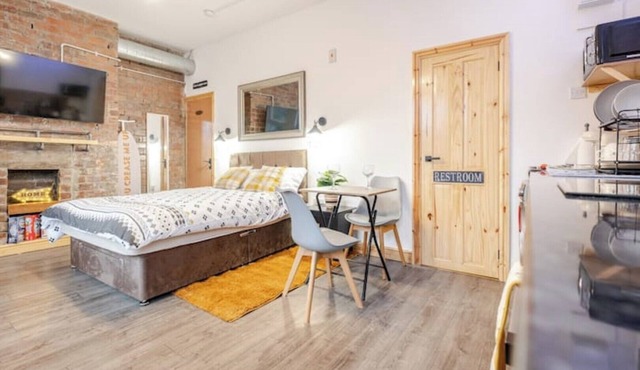 The industrial studio near headingley stadium