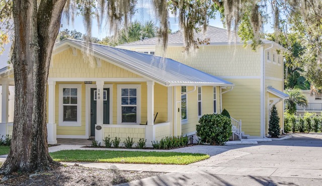 The Ingram * 3 min walk to Downtown Mt. Dora!