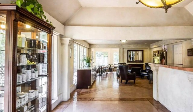 The Inn at Baechtel Creek