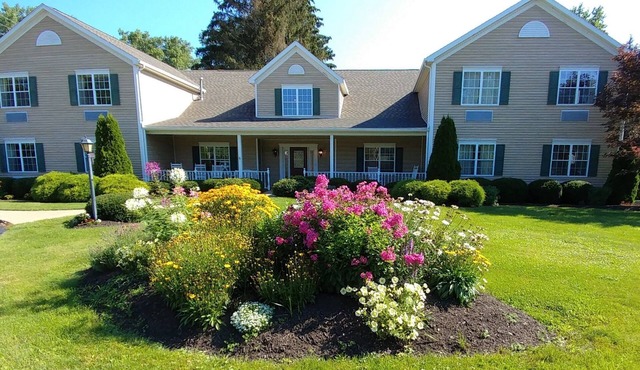 The Inn At Houghton Creek