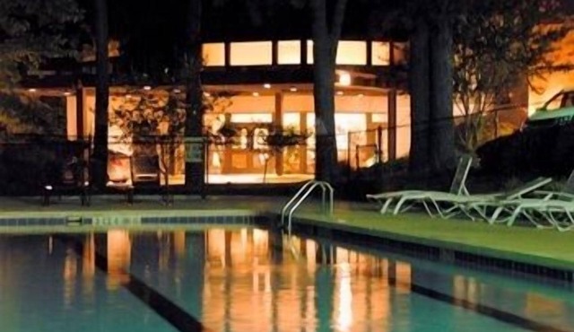 The Inn at Houndslake