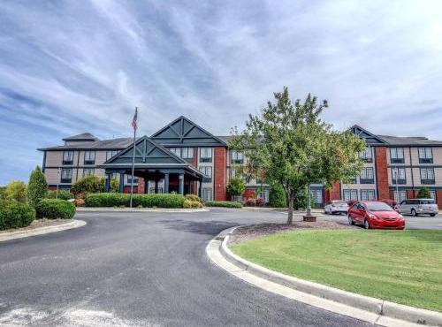 The Inn at River Landing