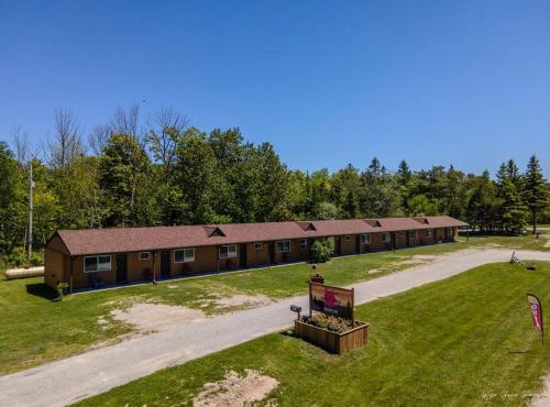 The Inn at Shady Pines