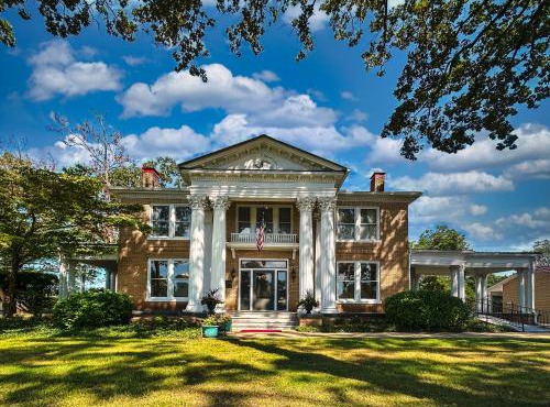 The Inn at Southern Oaks