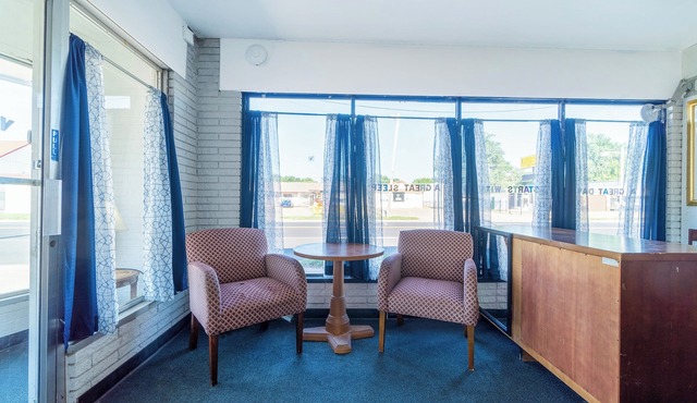 The Inn by El Dorado Lake