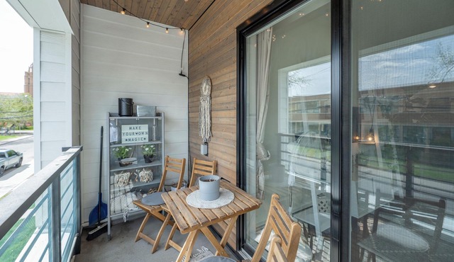 The Iris DT Condo with AC in Mission