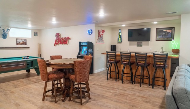 The Irish Hill Estate - Green Bay, WI