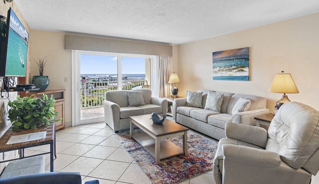 The Islander 613 - Winter Months Available - Heated Pool - Washer & Dryer