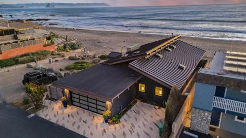 The Jamie by AvantStay Oceanfront Stay Firepit Chefs Kitchen Near Morro Bay