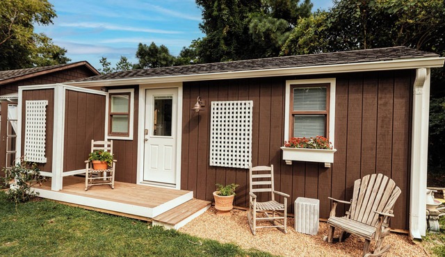 The Jasmine Bunkhouse-n