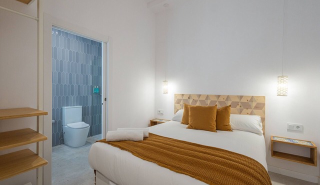 The Joaquin Sorolla Apartment VI by Florit Flats