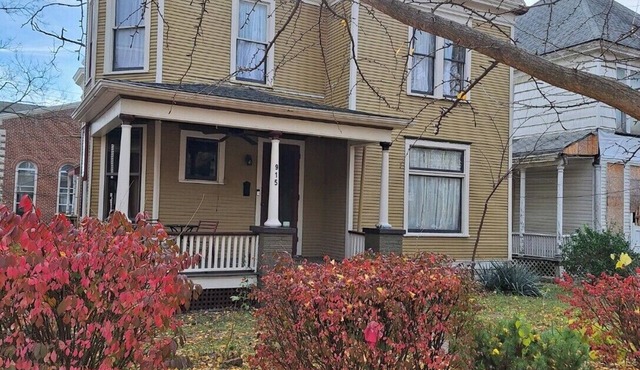 The John Sydney House - Family and Pet Friendly Historic Home Downtown