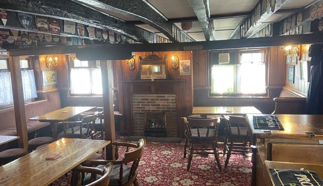 The Jolly Drayman Pub and Hotel