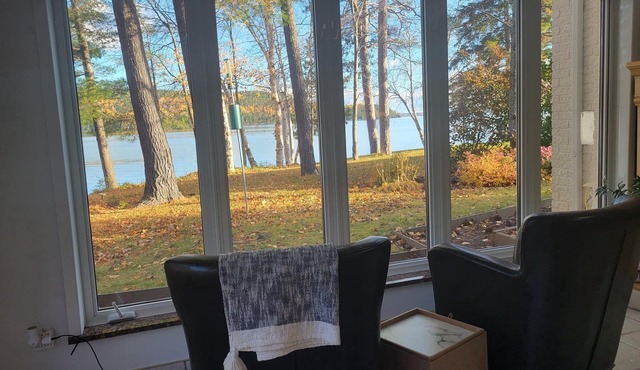 The Jozerik House is a great place to be. The property is Cozy and Zen