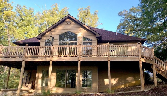 The Judges Fair Way! Beautiful 4 bedroom, 3 bath home that sleeps 13