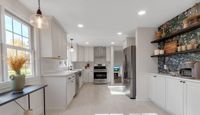 The Juniper Home | Centrally located | 3bed 2bath