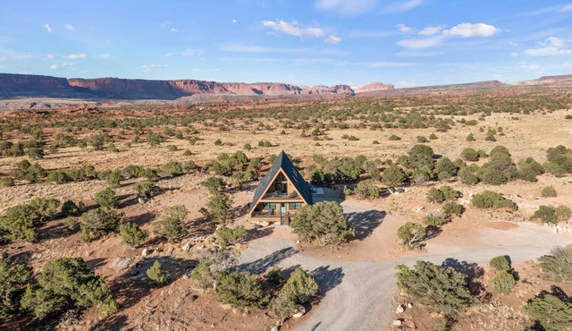 The Juniper House with Stunning Views