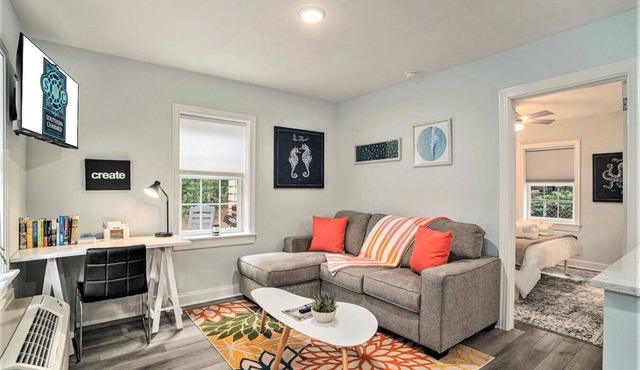 The Justice Jewel - 1BR/1BA Park Circle Retreat!