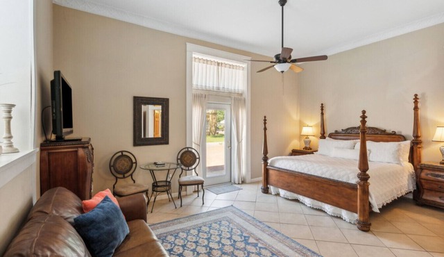 The Justin Room at The Eastland Historic Hotel