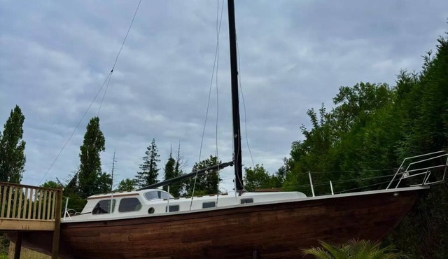 The Ketch " 5 persons