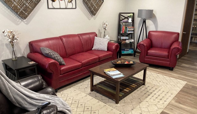 The Kidron Quilter's Home, relax in Amish country with the locals