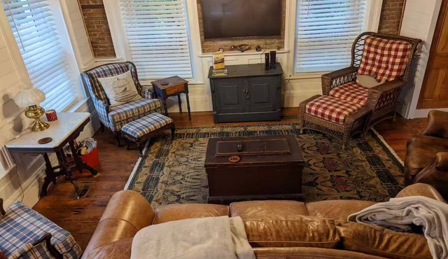 The Kilted Carp Cottage 1860's Charm Updated