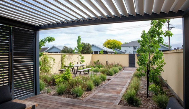 The Kings Domain - Luxurious townhouse in the CBD