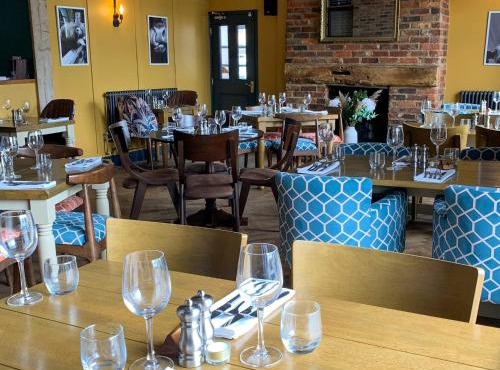 The Kings Head Inn, Home of The Acle Steak