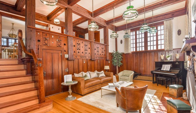 The Kirtland Cutter Rock House - Metaline Falls