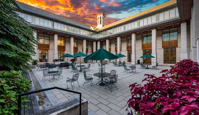 The Knight Center at Washington University