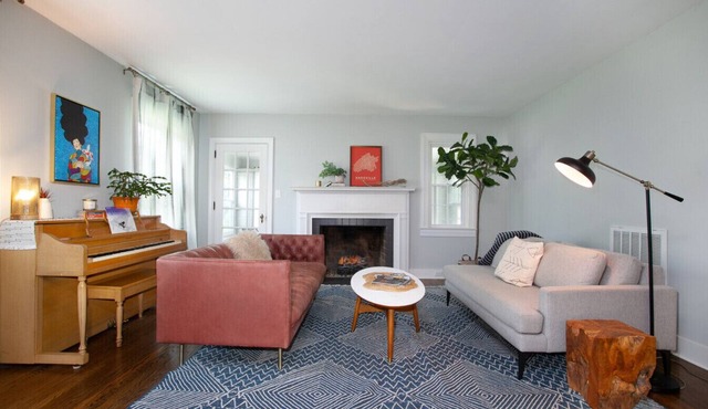 The Knoxville Nest: Cozy 3BR Retreat w/Fireplace