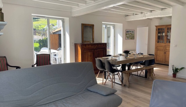 The LACALLE house, in the heart of the Pyrenees National Park. Pets welcome!