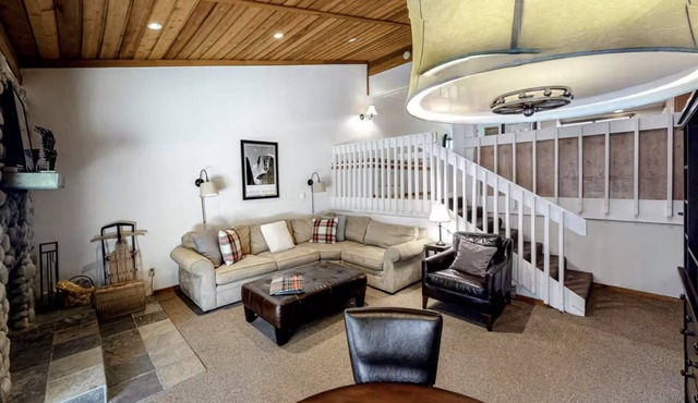 The Lake House - 2bd/2bth condo 19 at Huntington Lake