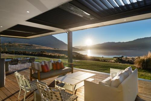 The Lake House by Sotheby's Luxury Rental Homes