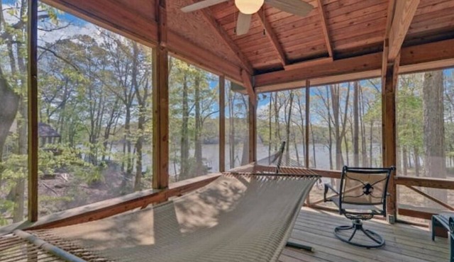 The Lake House Cottage