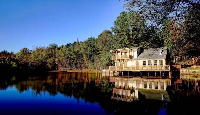 The Lake House - Cypress Woods Place