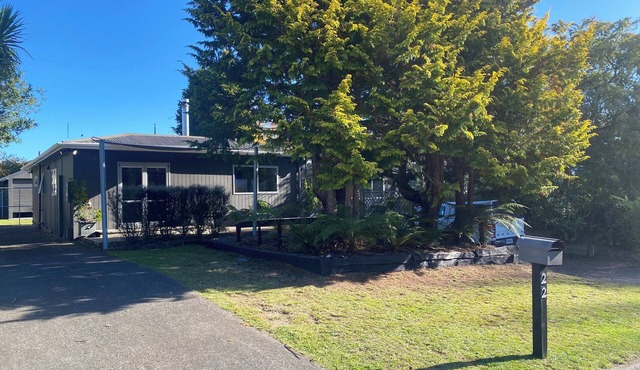 The Lake House, Kinloch