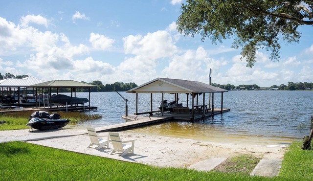 The Lake Loft at Redwater