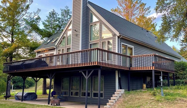 The Lake Place at Apple Canyon Lake