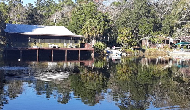 The Lake Retreat of Steinhatchee- Two crown jewels of all Steinhatchee rentals!