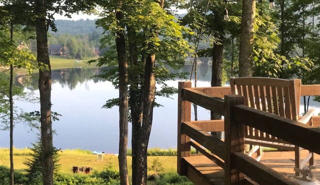 THE LAKEFRONT CHALET - SKI, RIDE, GOLF, BIKE, HIKE